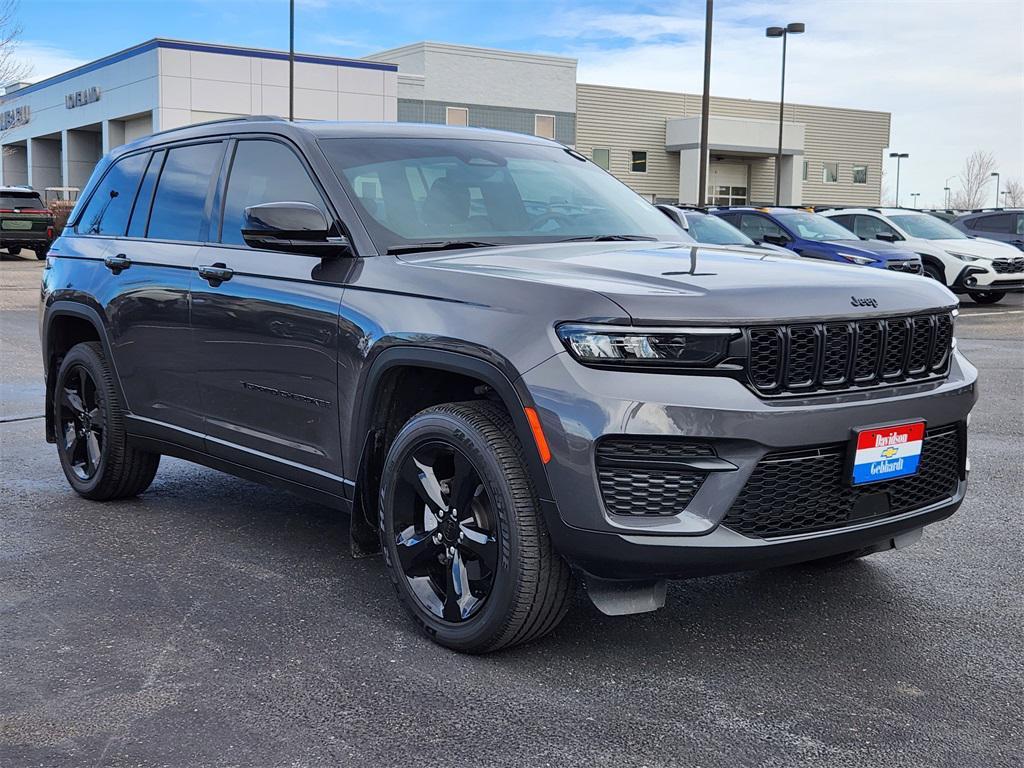 used 2024 Jeep Grand Cherokee car, priced at $33,993