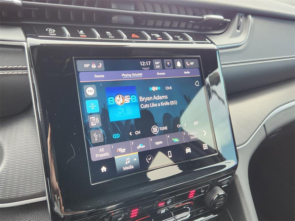 used 2024 Jeep Grand Cherokee car, priced at $33,993