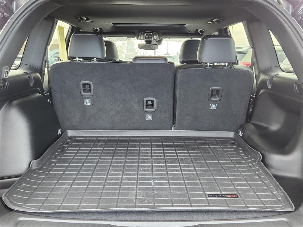 used 2024 Jeep Grand Cherokee car, priced at $33,993