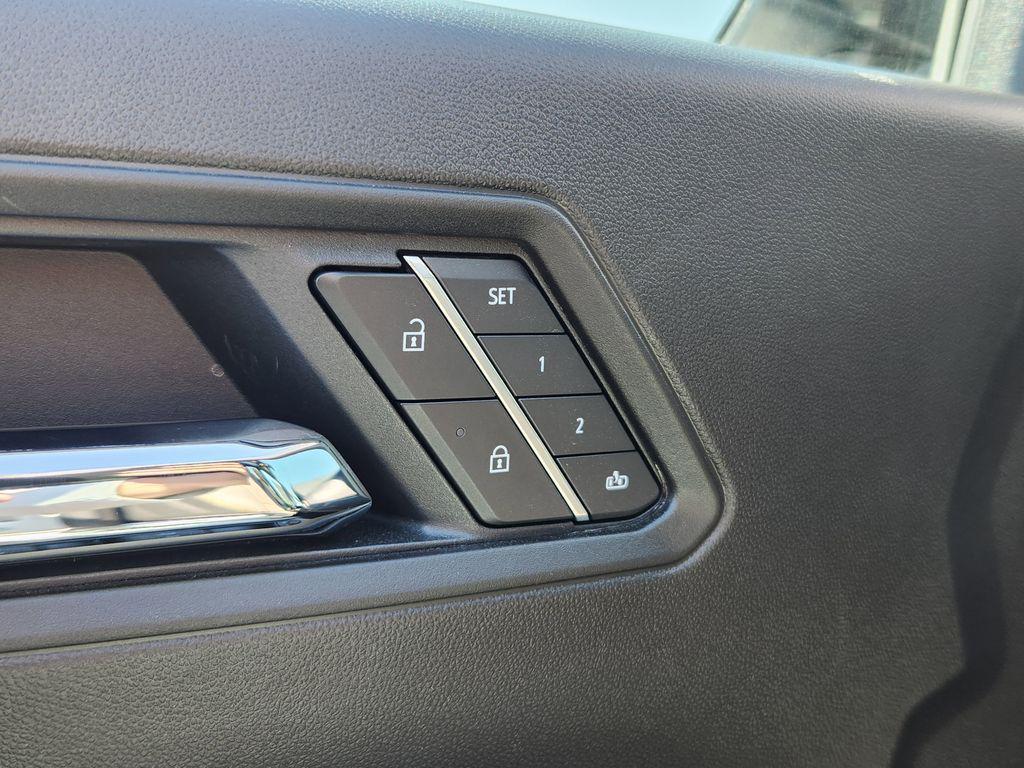 new 2025 Chevrolet Colorado car, priced at $59,280