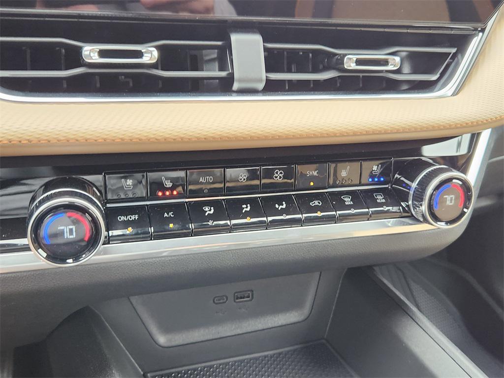 new 2026 Chevrolet Equinox car, priced at $37,118