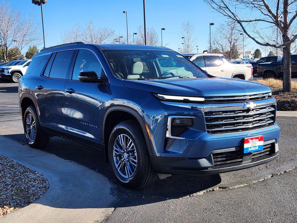 new 2026 Chevrolet Traverse car, priced at $44,403