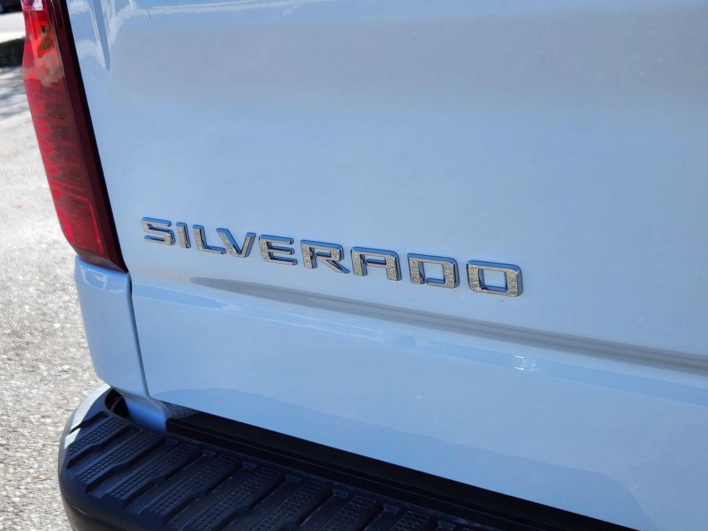 new 2026 Chevrolet Silverado 1500 car, priced at $40,511