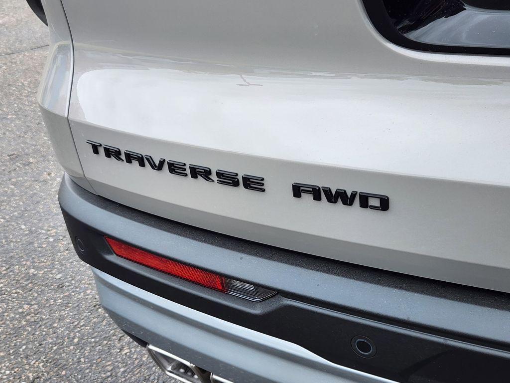 new 2026 Chevrolet Traverse car, priced at $56,779