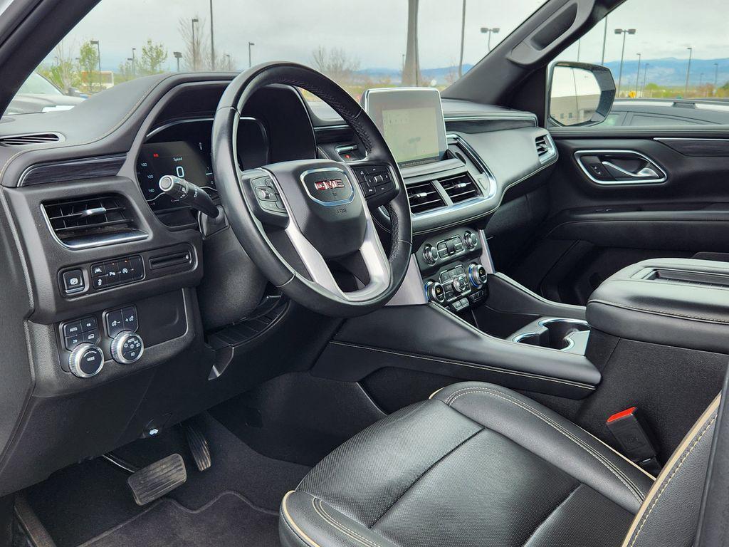 used 2024 GMC Yukon car, priced at $55,844