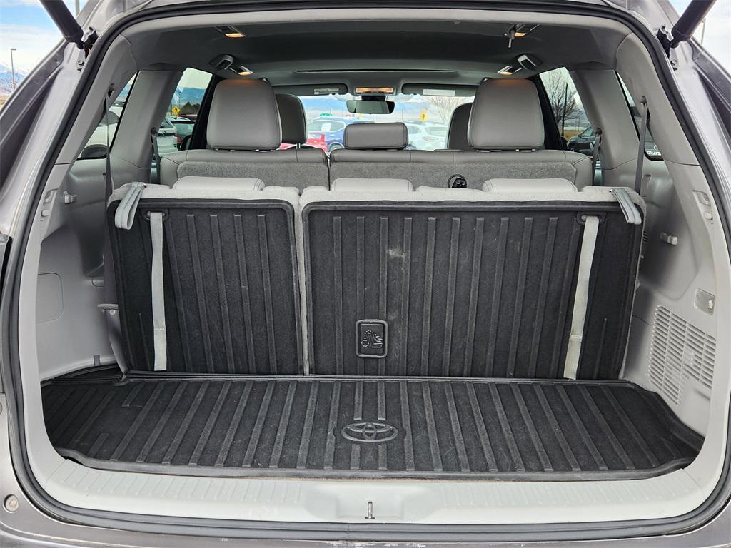 used 2017 Toyota Highlander car, priced at $18,999