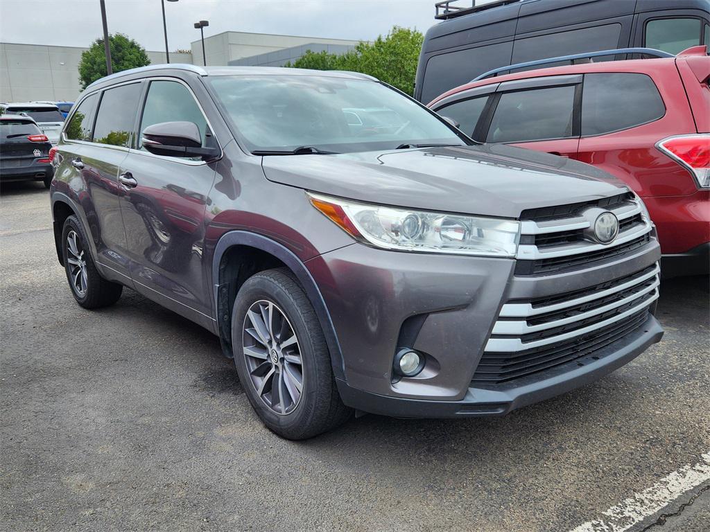 used 2017 Toyota Highlander car, priced at $18,999