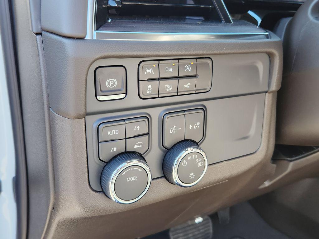 new 2026 Chevrolet Suburban car, priced at $69,495