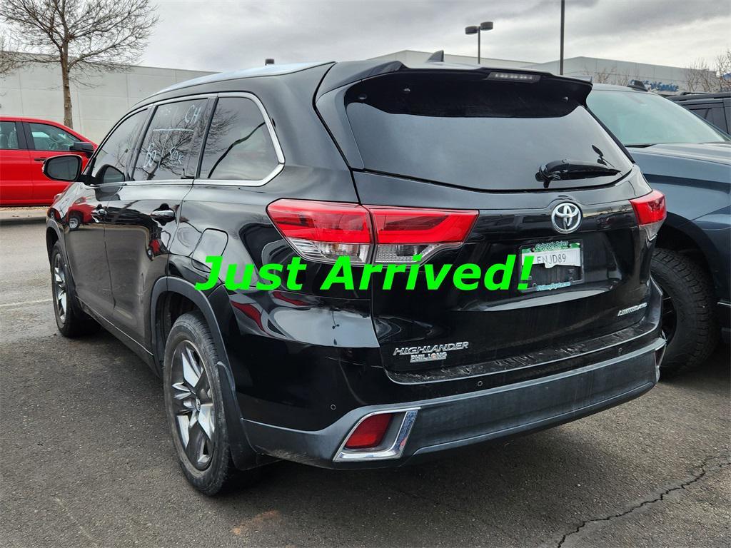 used 2019 Toyota Highlander car, priced at $26,583