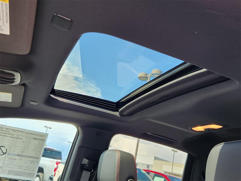 new 2026 Chevrolet Colorado car, priced at $51,205