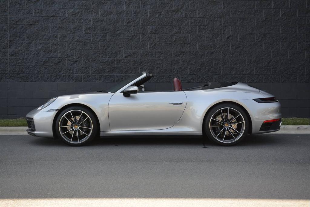 Porsche 911 view 2