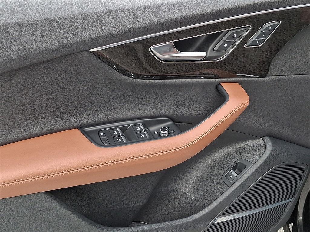 used 2023 Audi Q7 car, priced at $43,950