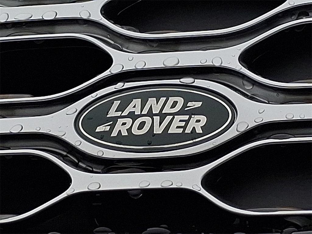 new 2026 Land Rover Discovery car, priced at $69,691