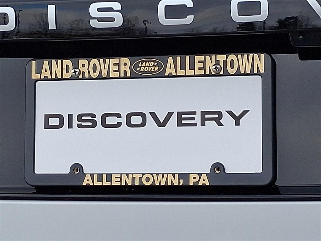 new 2026 Land Rover Discovery car, priced at $65,791