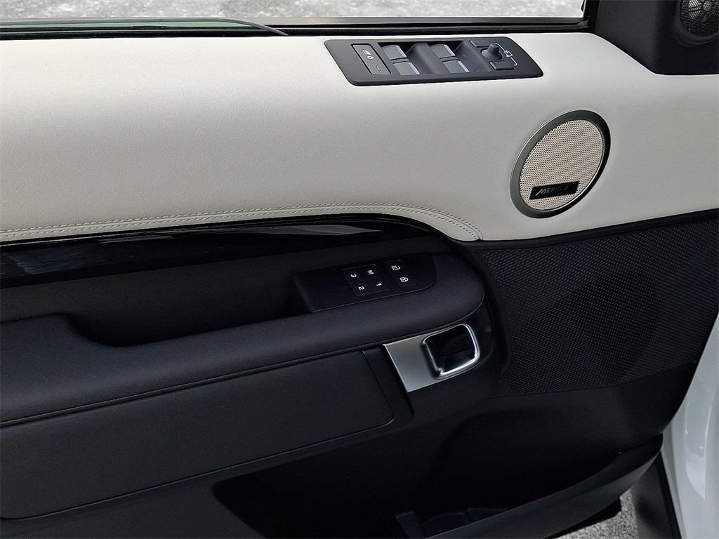 new 2026 Land Rover Discovery car, priced at $65,791