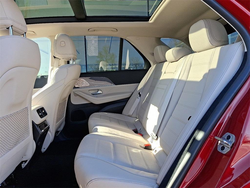 used 2022 Mercedes-Benz GLE 350 car, priced at $47,895