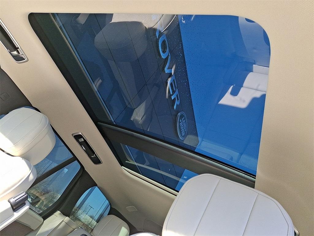 new 2025 Land Rover Range Rover car, priced at $121,655