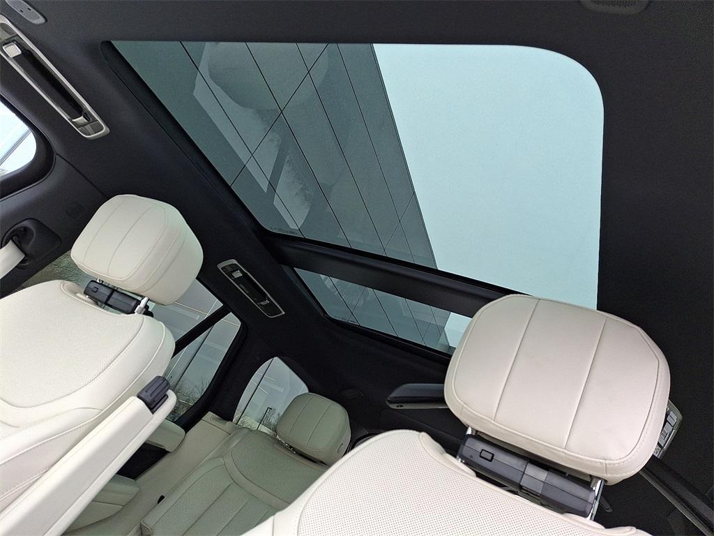 new 2026 Land Rover Range Rover car, priced at $123,935