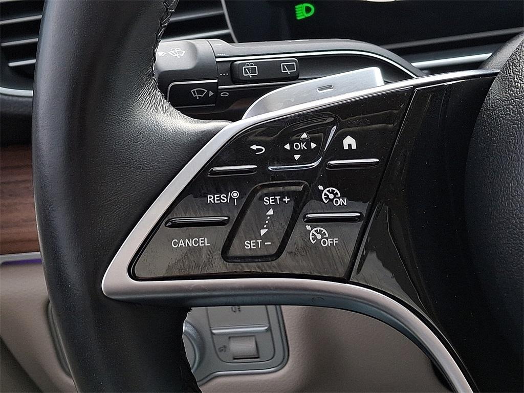 used 2024 Mercedes-Benz GLE 350 car, priced at $50,650