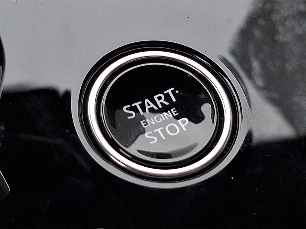 new 2026 Land Rover Range Rover Sport car, priced at $103,000