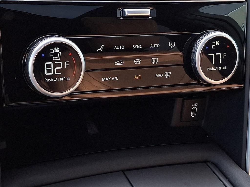 new 2026 Land Rover Discovery car, priced at $79,891