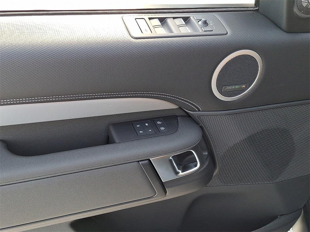 new 2026 Land Rover Discovery car, priced at $79,891