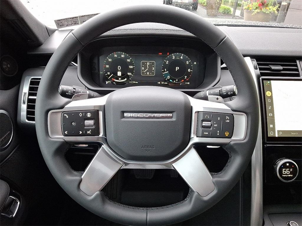 new 2025 Land Rover Discovery car, priced at $68,818