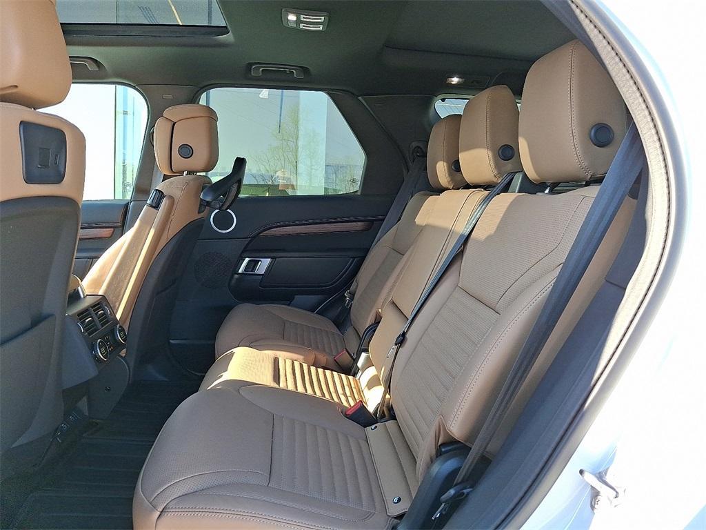 used 2025 Land Rover Discovery car, priced at $63,950