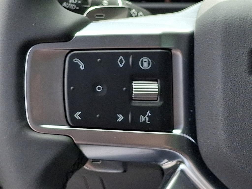 new 2025 Land Rover Discovery car, priced at $67,153