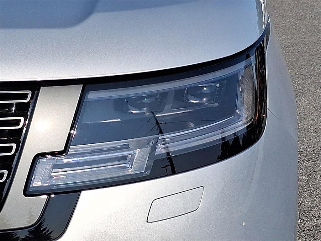new 2025 Land Rover Range Rover car, priced at $135,590
