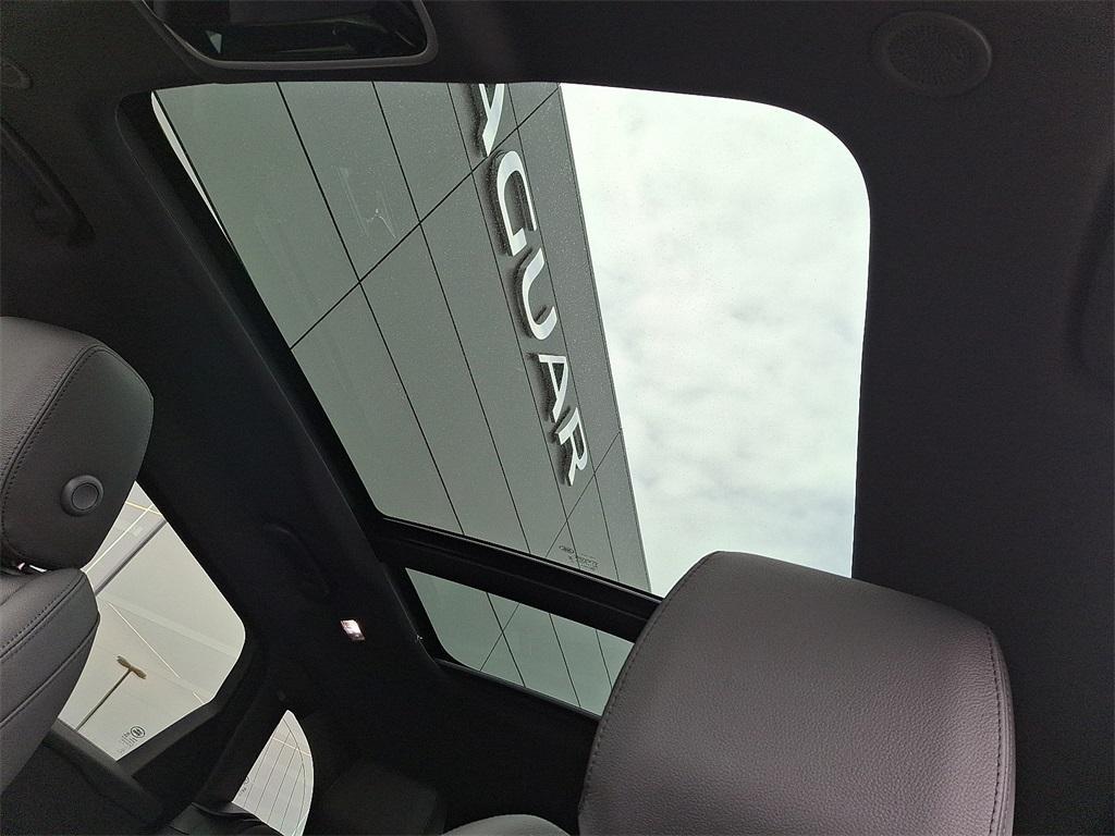 new 2026 Land Rover Range Rover Velar car