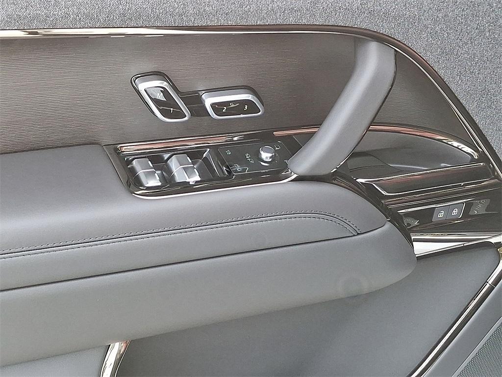 new 2025 Land Rover Range Rover Sport car, priced at $105,440