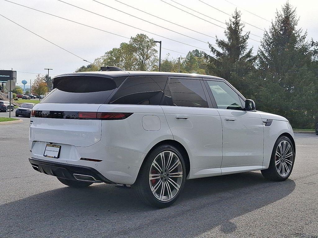 new 2025 Land Rover Range Rover Sport car, priced at $105,440