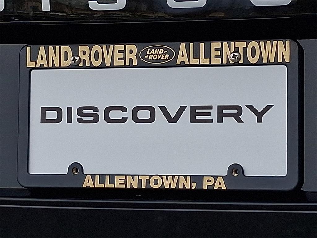 new 2026 Land Rover Discovery car, priced at $68,491