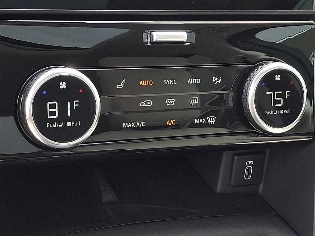 new 2026 Land Rover Discovery car, priced at $68,491