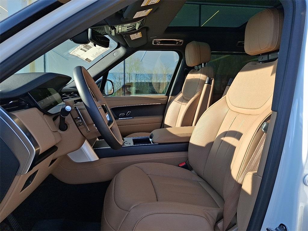 new 2026 Land Rover Range Rover car, priced at $135,615