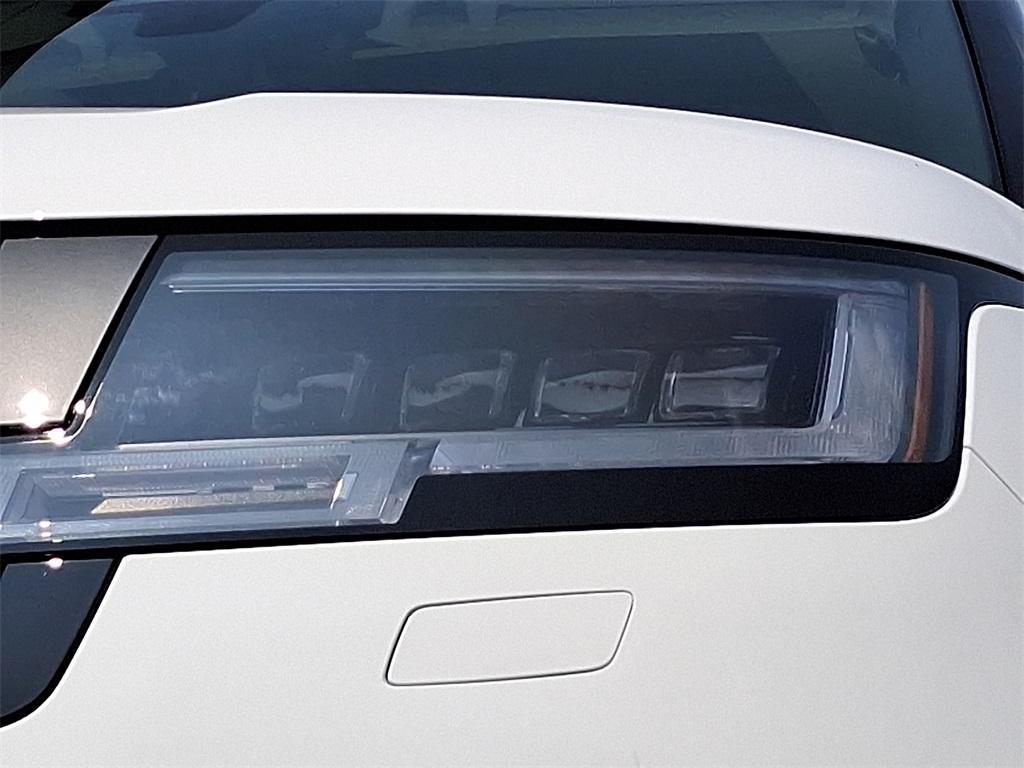 new 2025 Land Rover Range Rover car, priced at $127,910