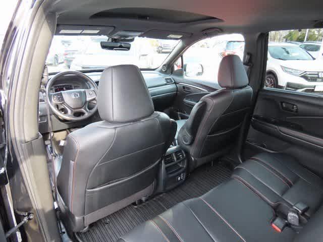 used 2022 Honda Passport car, priced at $27,389