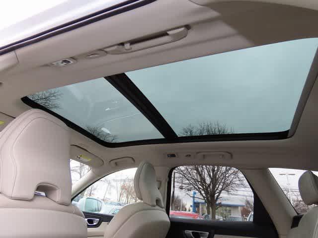 used 2020 Volvo XC60 car, priced at $20,212