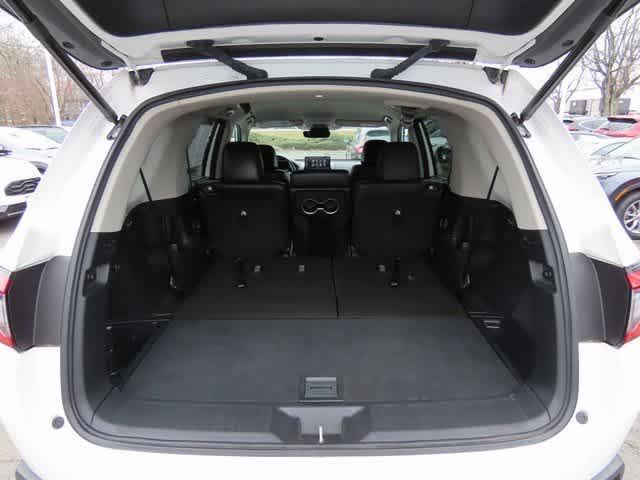 used 2023 Honda Pilot car, priced at $35,358