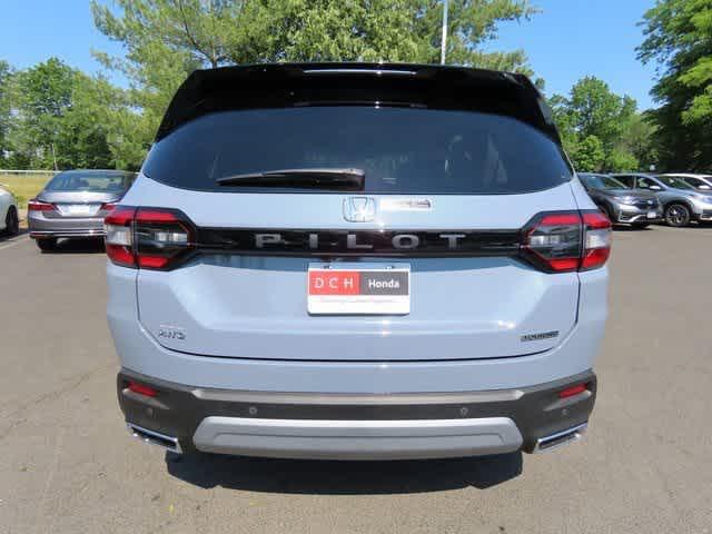 new 2025 Honda Pilot car, priced at $51,095