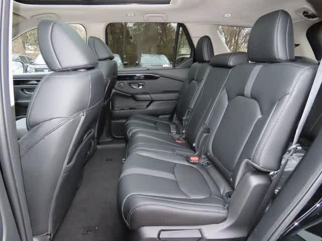 new 2025 Honda Pilot car, priced at $53,295