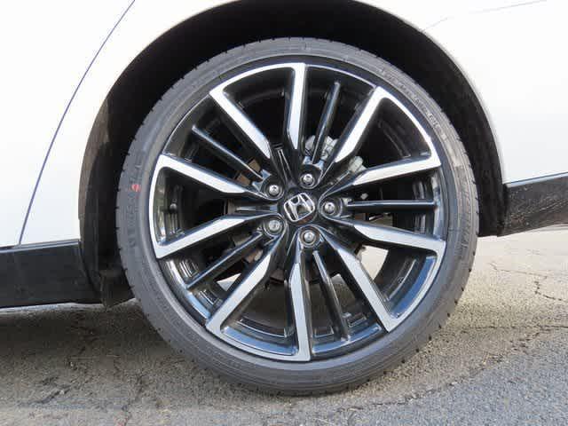 new 2025 Honda Accord Hybrid car, priced at $40,950