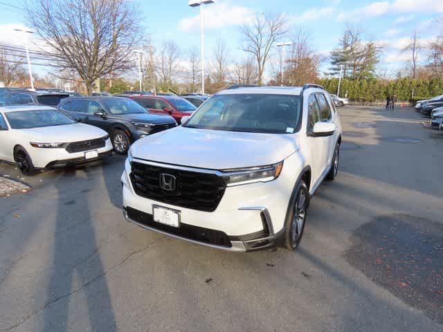used 2023 Honda Pilot car, priced at $40,535