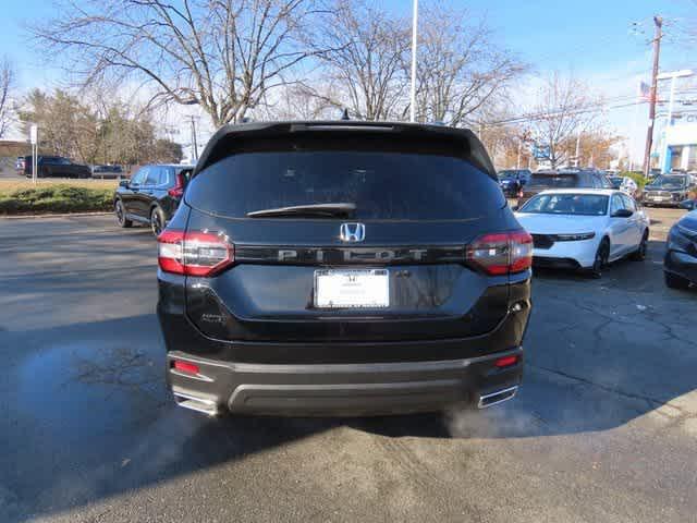 used 2023 Honda Pilot car, priced at $30,998