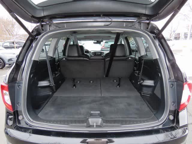 used 2022 Honda Pilot car, priced at $29,998