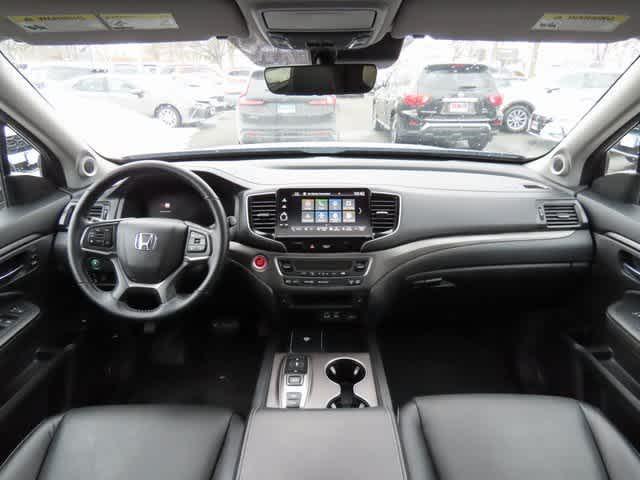 used 2025 Honda Ridgeline car, priced at $35,612