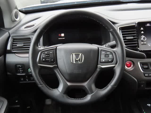 used 2025 Honda Ridgeline car, priced at $35,612