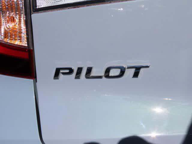 used 2022 Honda Pilot car, priced at $30,527