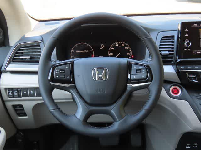 new 2026 Honda Odyssey car, priced at $44,290
